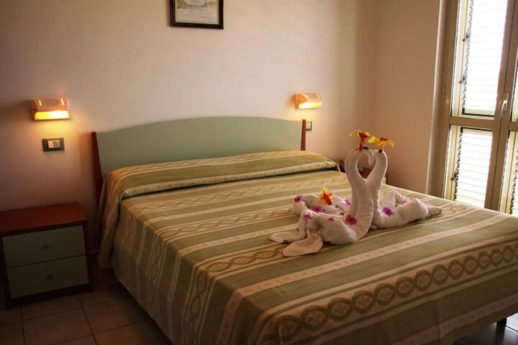 Hotel Eolo Capo Vaticano Dış mekan fotoğraf